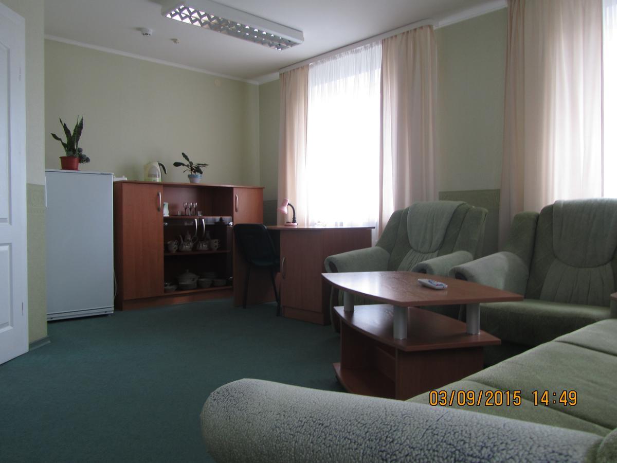 Hotel Berezka Vawkavysk Exterior photo